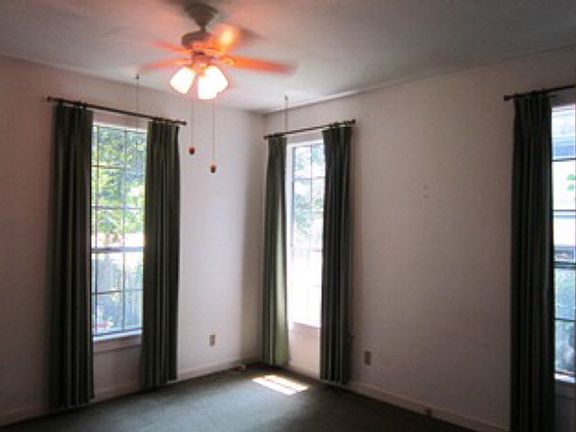 2nd image of 2303 Drummond St