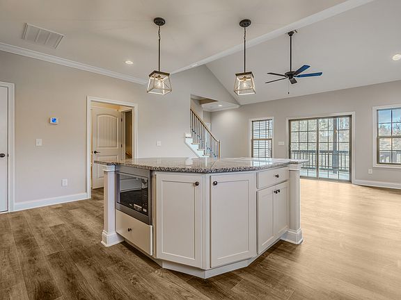 4th image of 2931 Snow Pond Rd