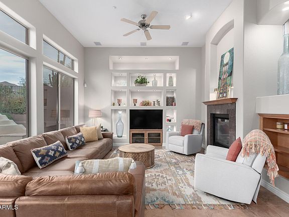 2nd image of 2302 W HAZELHURST Drive