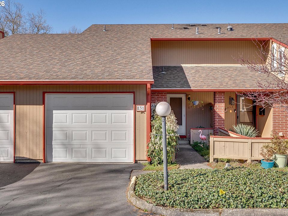 1st image of 831 NE 90th Ave
