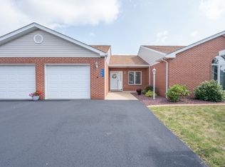 756 Everview Ln, Derry, PA 15627