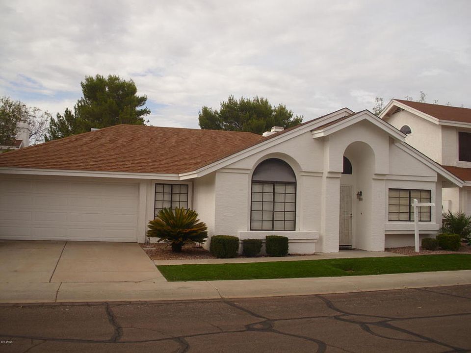 1st image of 3216 E Wescott Dr