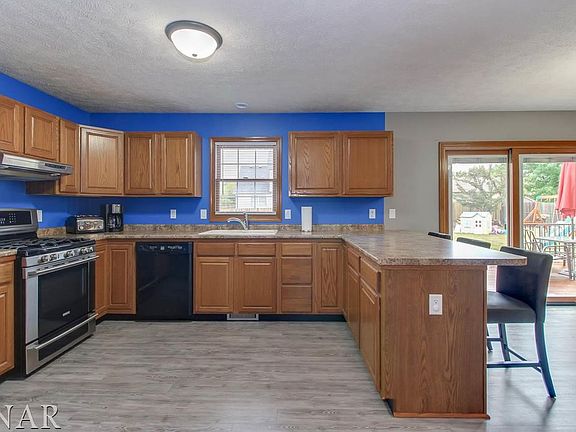 4th image of 607 Shannon Dr