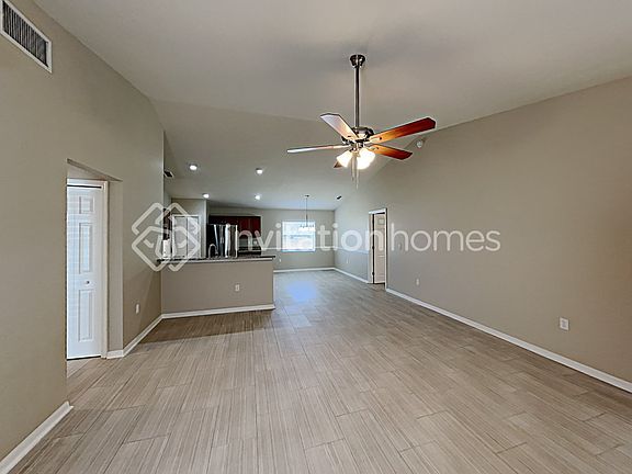 5th image of 4506 Fairway Oaks Dr
