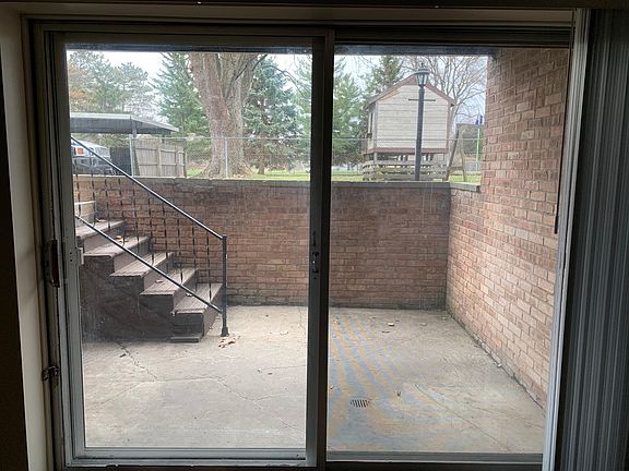 4th image of 2403 Mackinaw St APT D16