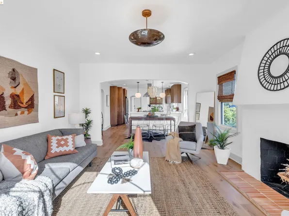 2700 26th Ave, Oakland, CA 94601