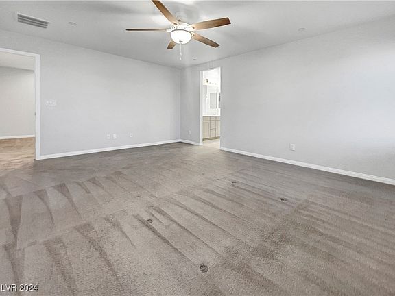 5th image of 402 Badinerie St