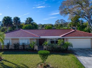 3236 Pine Valley Dr, Sarasota, FL 34239