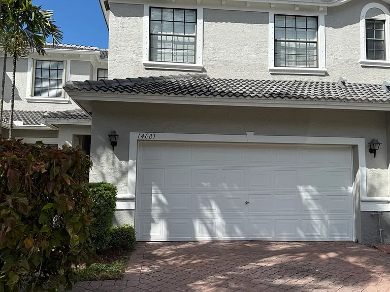 14681 Sutherland Ave — Photo 2