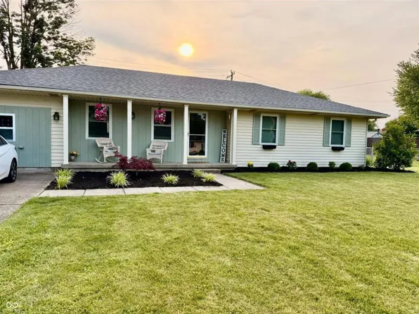 740 Linden Dr, Seymour, IN 47274
