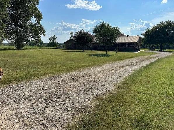 183 Mudstone Rd, Idabel, OK 74745