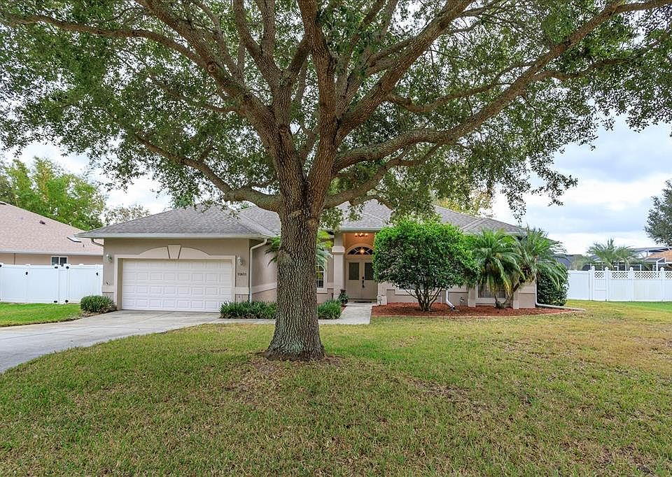 1st image of 10601 Versailles Blvd