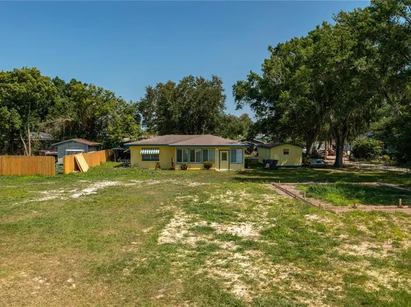 103 Eagle Lake Loop Rd, Winter Haven, FL 33880