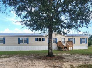 297 E Raphael Rd, Defuniak Springs, FL 32433