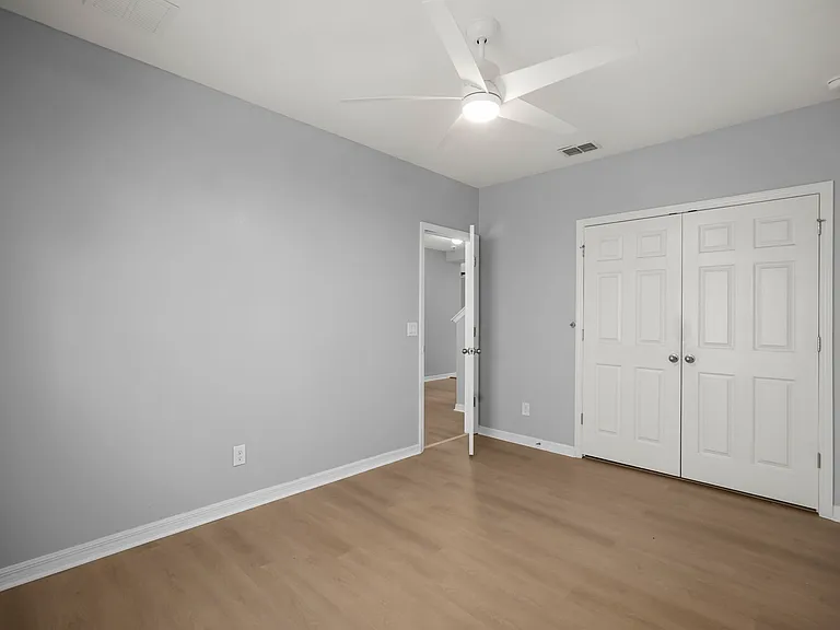 1300 Cavender Creek Rd — Photo 20