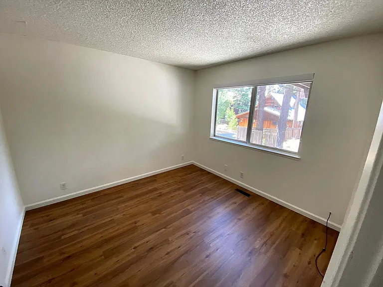 1290 Lincoln Park Cir — Photo 15