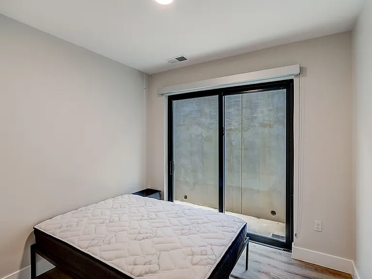 Cypress on Vine Co-Living — Photo 26