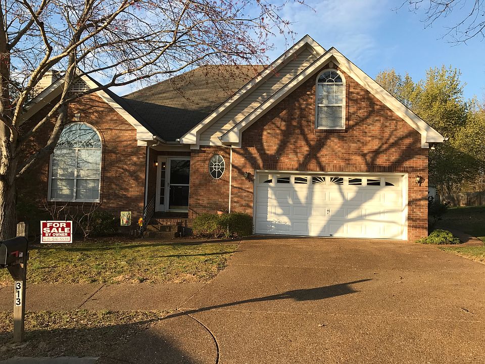 1st image of 313 Crooked Oak Ct