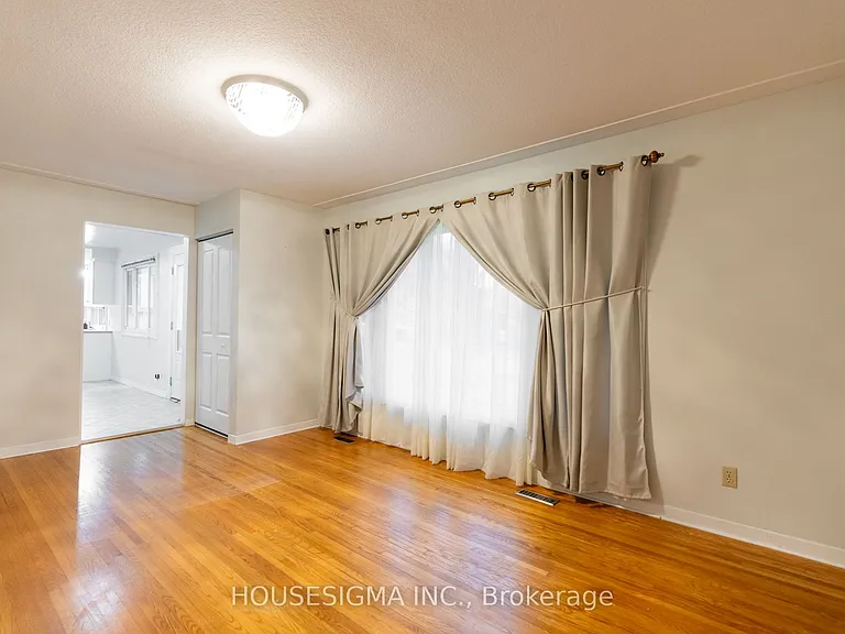 1 Cherrylane Dr N — Photo 11