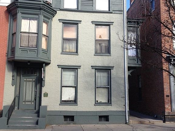 2nd image of 133 Chambersburg St APT 4