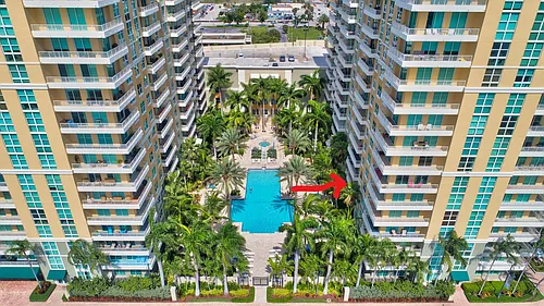 700 E Boynton Beach Blvd Photo 1