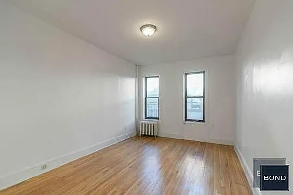 Rented by Bond New York | media 1