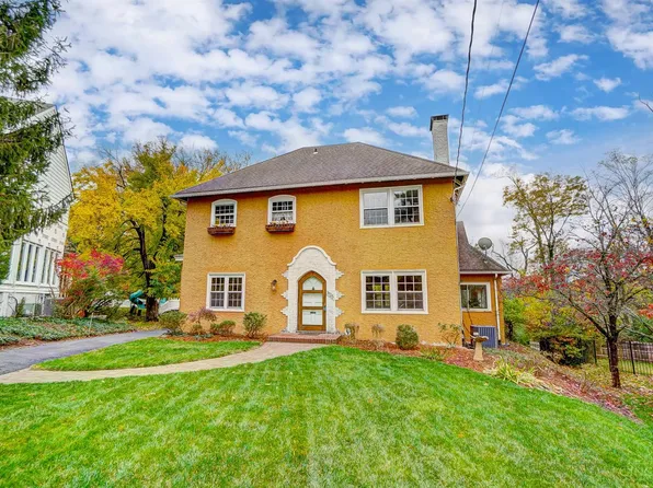 3125 Lookout Cir, Cincinnati, OH 45208