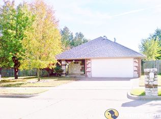 921 W Inglewood St, Broken Arrow, OK 74011