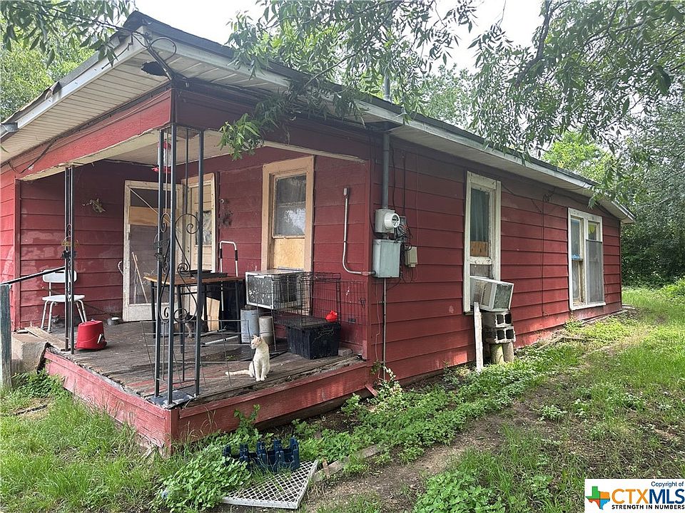 1st image of 310 N 10th St
