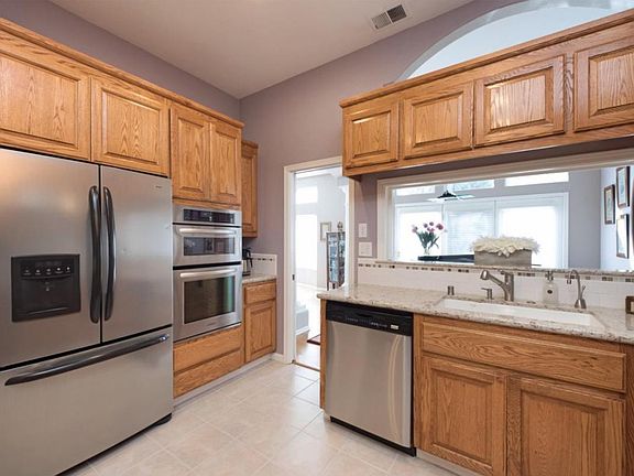4th image of 2157 Vizcaya Cir