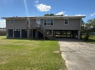 721 N Walter Dr, Erath, LA 70533