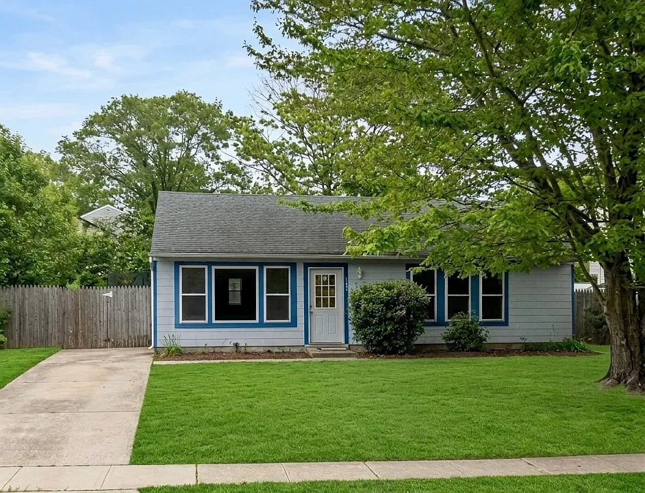 165 Village Dr