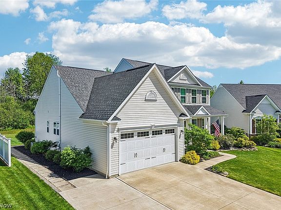 2nd image of 6853 Maplebrooke Trce