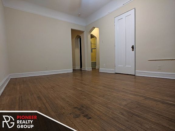5th image of 4407 N Wolcott Ave #4409B3