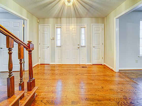 3rd image of 4182 Quinn Dr