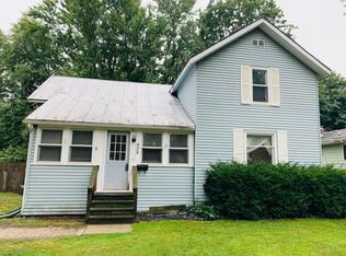 439 W Sycamore St, Mason, MI 48854