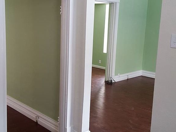 2nd image of 4676 Louisiana Ave