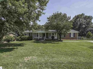 104 Holgate Dr, Greenville, SC 29615