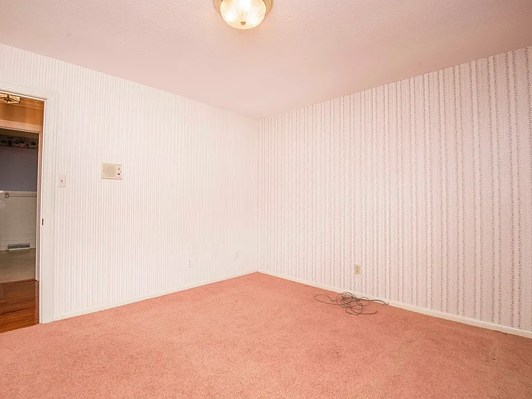 3924 Arline Dr — Photo 28