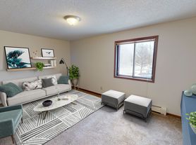 119 N. Hyland