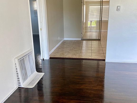 4th image of 34796 Acacia Ave