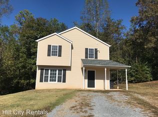 1094 Connie Dr, Lynchburg, VA 24503