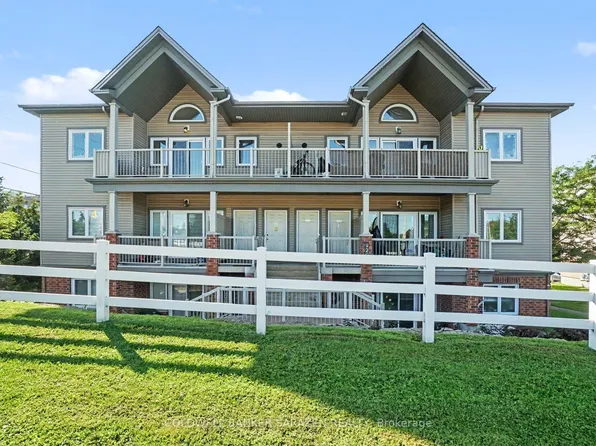 920 White Alder Ave #D, Ottawa, ON K1T 0K5