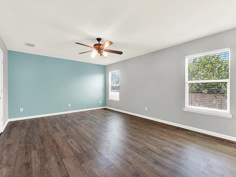 4613 Mountain Oak St — Photo 17