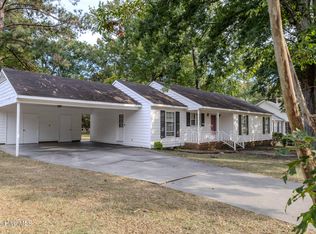 4105 Vann Dr, Lumberton, NC 28358