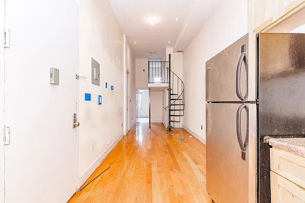 Rented by RENTBK LLC | media 2