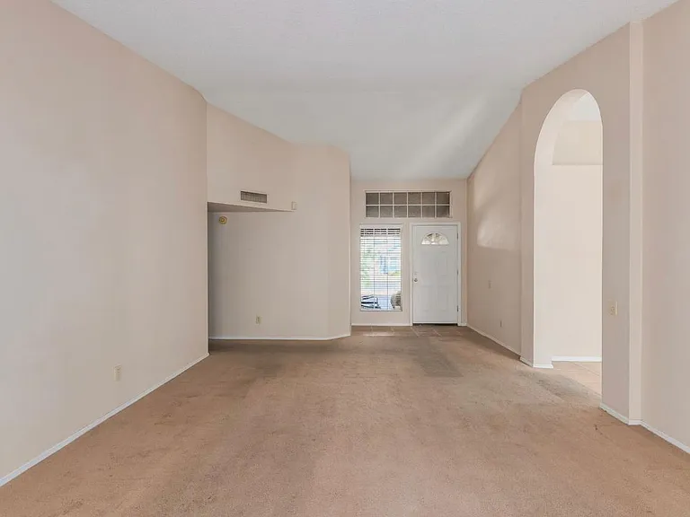 4825 W Chicago St — Photo 25