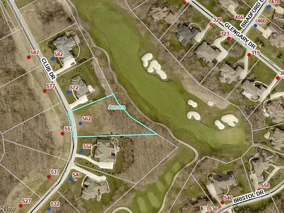 4th image of 562 Club Dr W