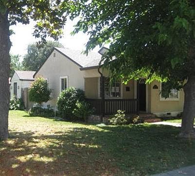 1st image of 2624 Marine Ave