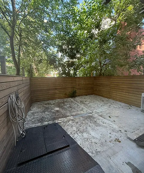 537 Rogers Ave #1 — Photo 8